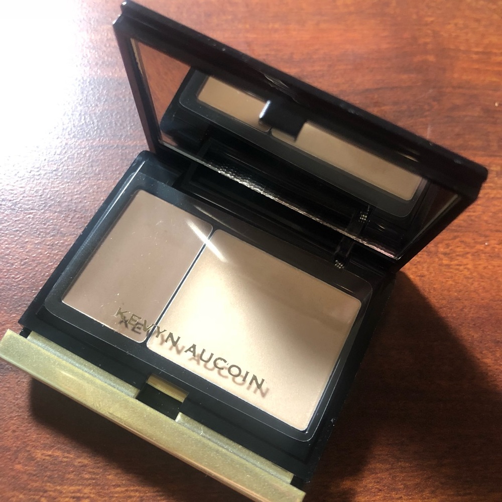 Kevyn aucoin the creamy glow